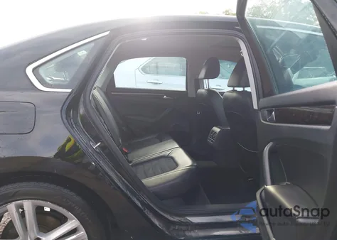 2015 Volkswagen Passat 2.0L Tdi Sel Premium из США, поврежденный, VIN 1VWCV7A39FC035818